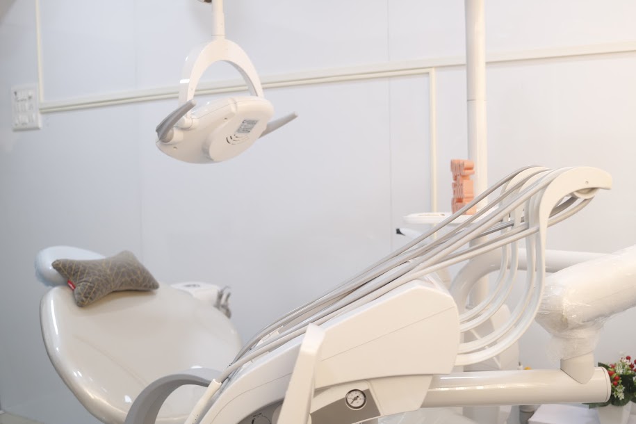 Dental Clinic in Ulwe, Navi Mumbai by Dr. Monika Sonawane, a highly respected dentist at All Dent.